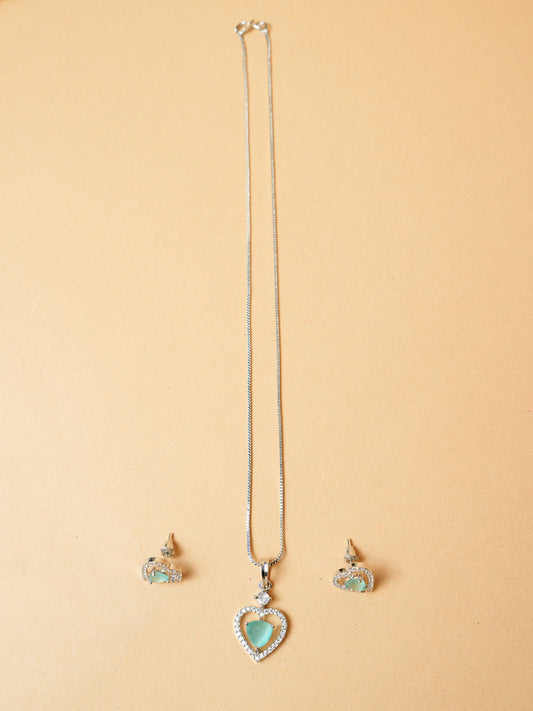 Heart-Shaped Aquamarine Pendant and Stud Earrings Set with Zircon Accents
