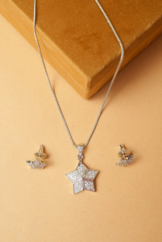 Star-Shaped Pendant Necklace and Stud Earrings Set