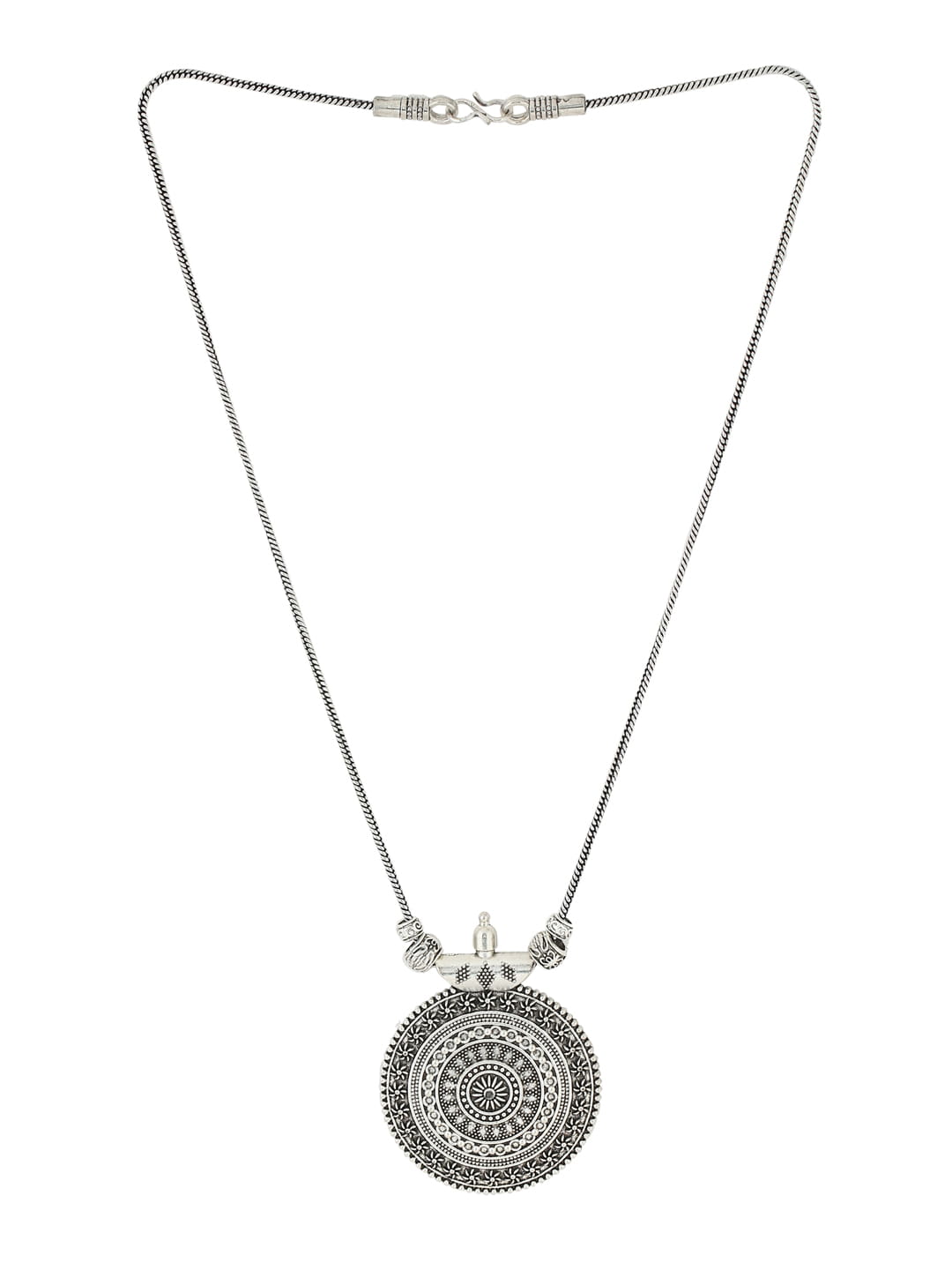 oxidized-chain-pendant-with-drop-pearl-earrings-viraasi