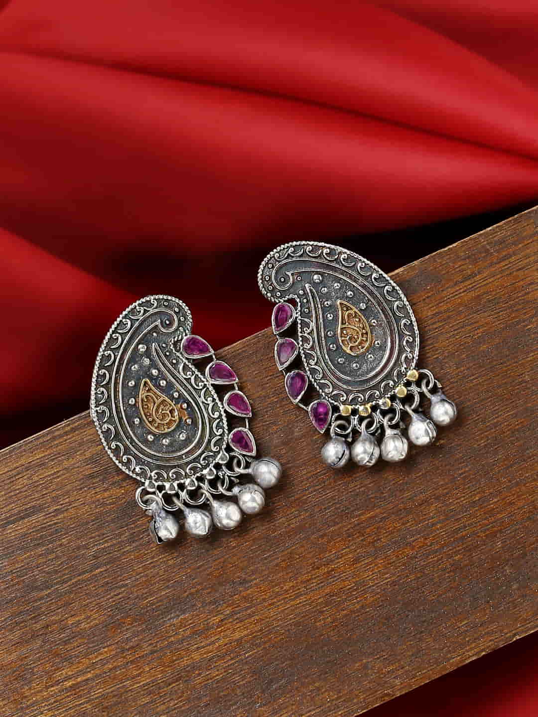 dual-tone-leaf-design-stud-earrings-for-girls-and-women-viraasi