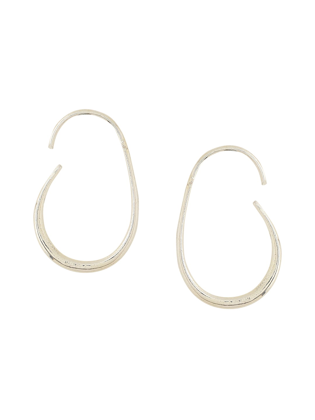 silver-plated-minimal-hoop-earring-viraasi