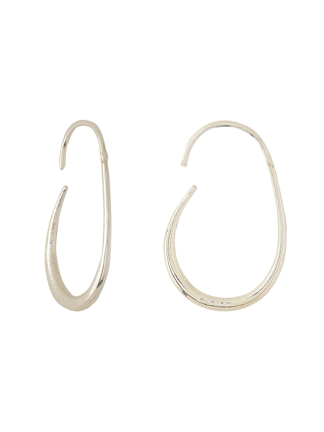 silver-plated-minimal-hoop-earring-viraasi