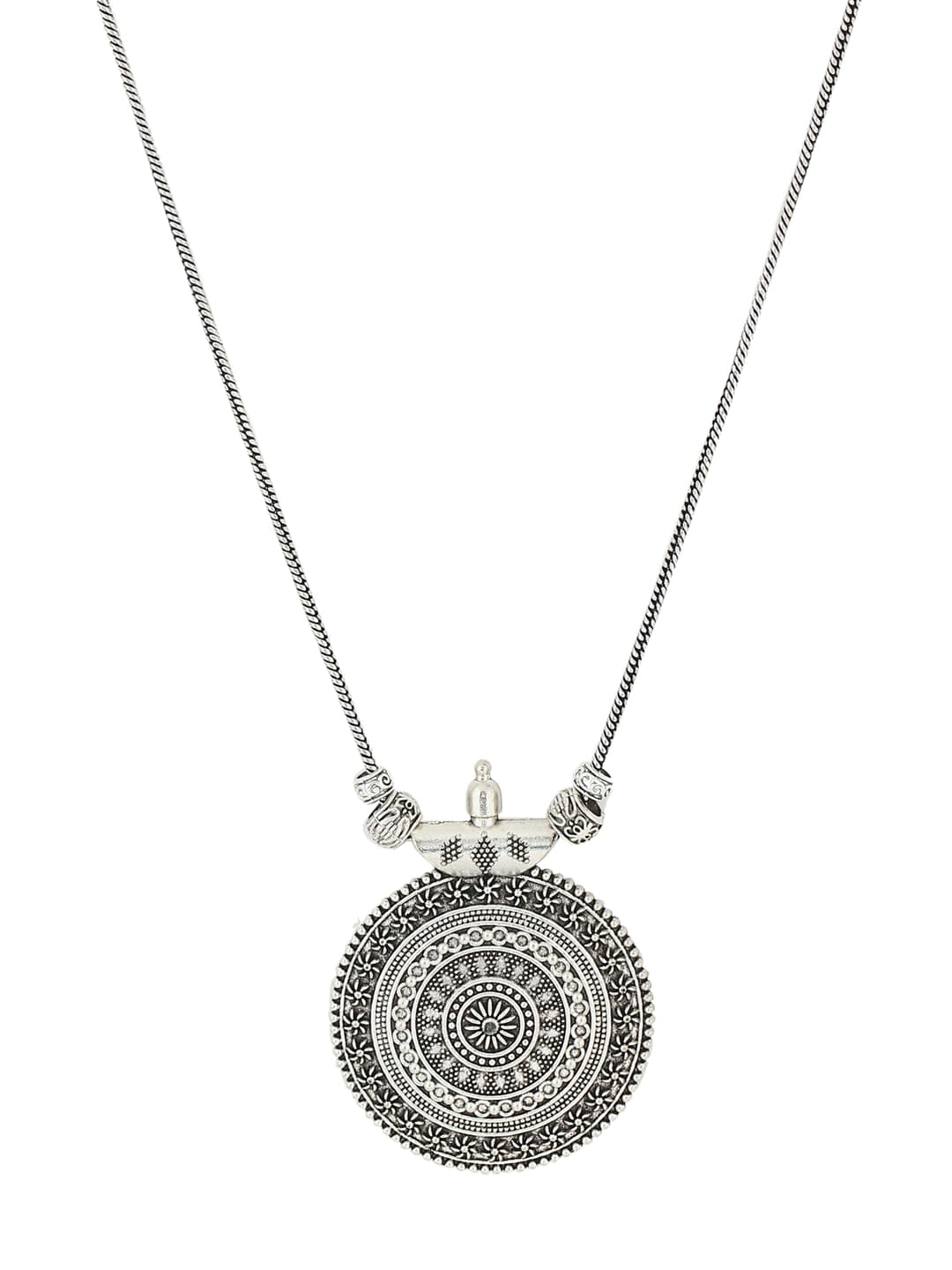 oxidized-chain-pendant-with-drop-pearl-earrings-viraasi
