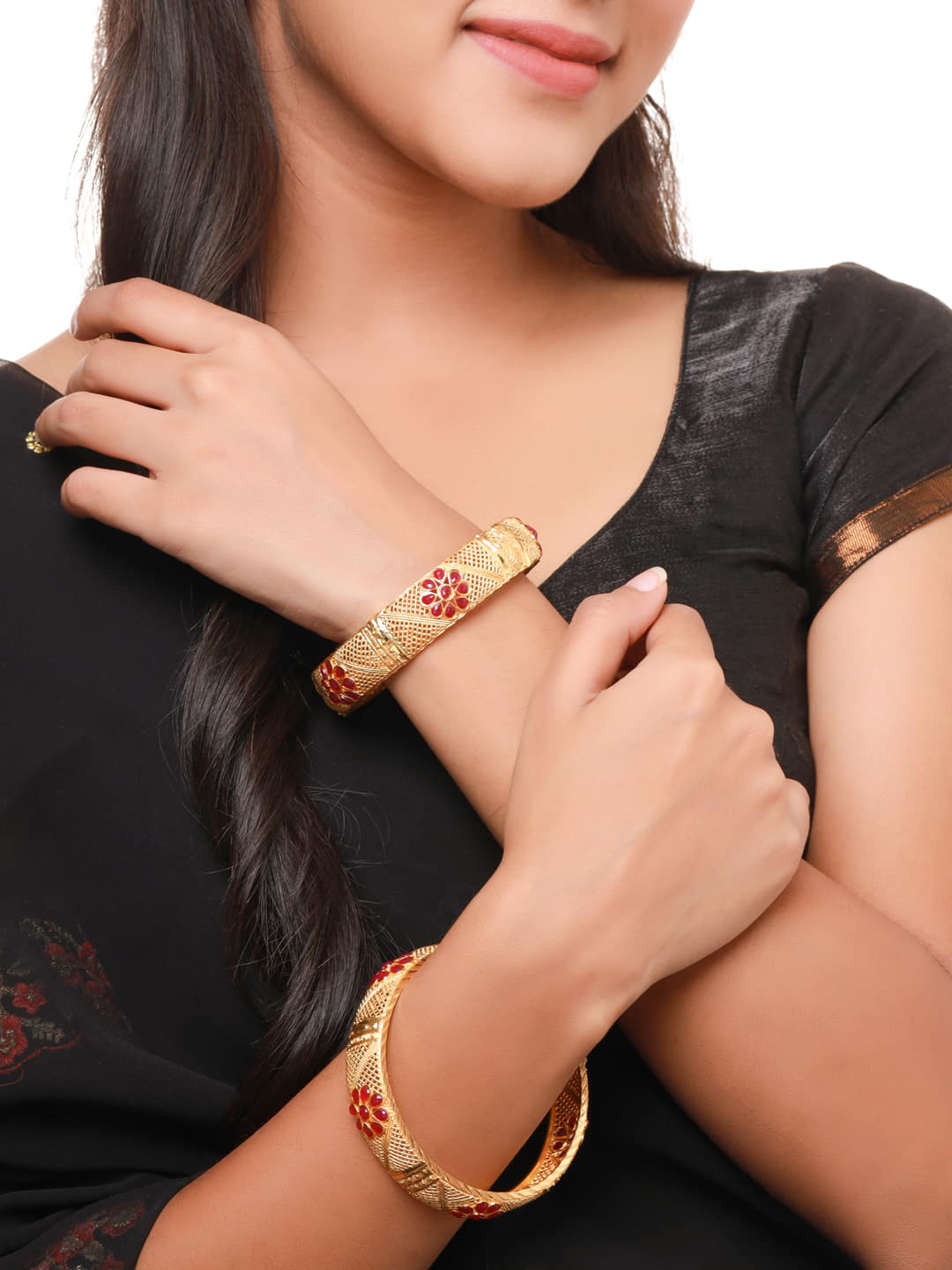 flower-design-gold-plated-bangle-set-viraasi